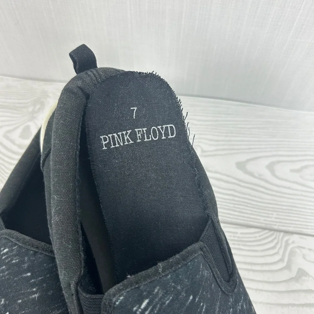 Pink Floyd Slip-On Shoes Size 7‎ Black Canvas Casual Sneakers Men's or women's